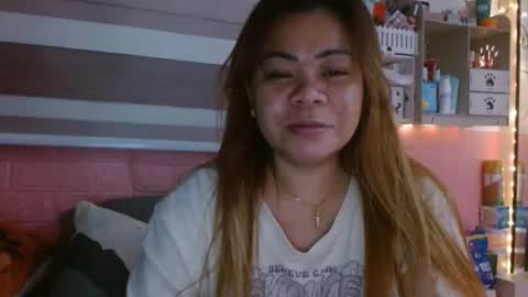 Snapshot of xxkryzelxx chatting on February 2026 06:26:01 PM Dhel online show from February 2026 06:26:01 PM