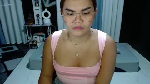 Kylie Smith online show from March 2026 06:19:02 AM