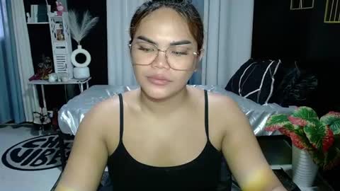 Kylie Smith online show from June 2026 02:00:01 AM