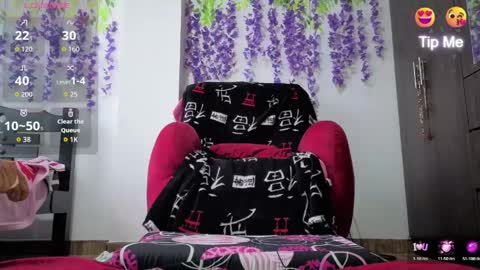xxmilexx online show from May 2026 11:07:02 AM
