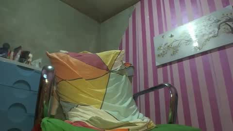 xxrowenatastycockforyouxx online show from January 2025 04:52:01 AM