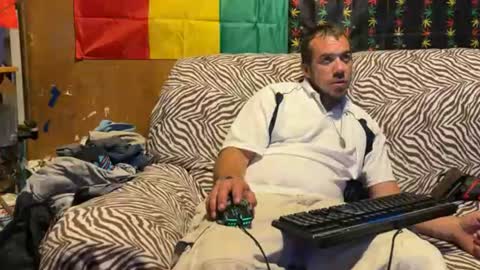 xxScubaStevexx online show from June 2026 03:37:02 AM