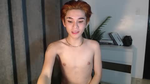 Snapshot of xxsebastian18 chatting on January 2025 10:51:02 AM seb online show from January 2025 10:51:02 AM