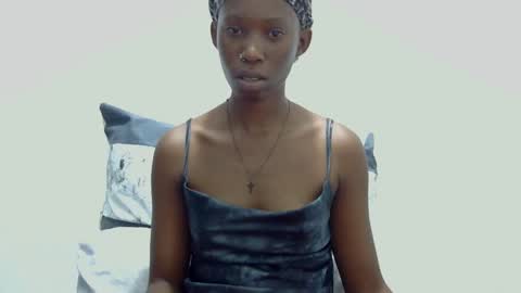 xxsexytalia28 online show from March 2025 04:52:02 PM