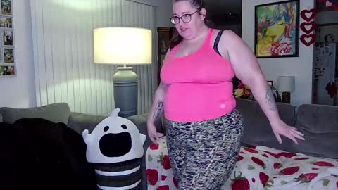 Strawberry Jane online show from January 2025 03:31:01 AM