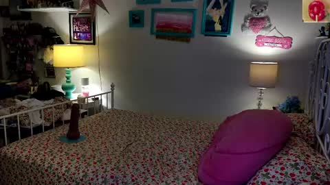 Strawberry Jane online show from March 2026 03:12:02 AM