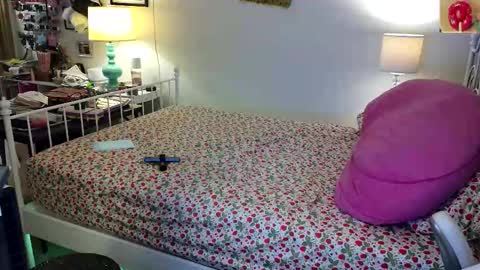 Strawberry Jane online show from March 2026 03:22:02 AM