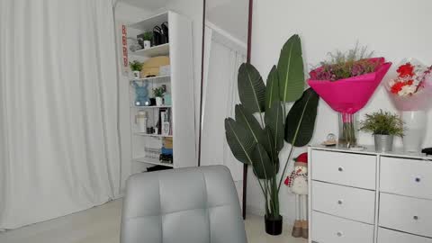 Snapshot of xxx_leila chatting on December 2024 06:30:02 AM xxx_leila online show from December 2024 06:30:02 AM