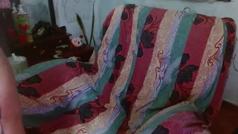   LILI  online show from February 2025 11:58:02 PM