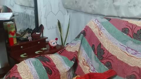   LILI  online show from February 2025 03:52:02 AM