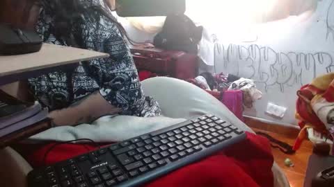   LILI  online show from March 2025 02:10:02 PM