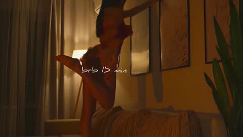 Snapshot of xxx_sunset chatting on February 2026 10:55:02 AM Molly online show from February 2026 10:55:02 AM