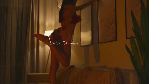 Snapshot of xxx_sunset chatting on March 2026 12:50:02 PM Molly online show from March 2026 12:50:02 PM