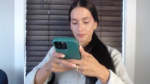 Snapshot of xxxbellalola chatting on October 2025 05:02:02 PM Lola online show from October 2025 05:02:02 PM