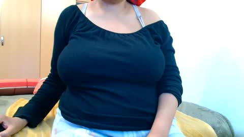 Ayanda online show from June 2026 01:02:02 PM