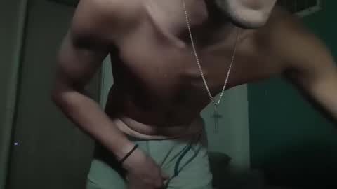 xxxfacu online show from February 2025 07:33:01 AM