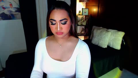 OLIVIA online show from December 2024 02:44:01 PM