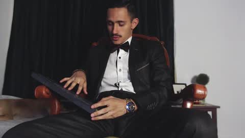 Kev online show from February 2025 07:38:01 PM