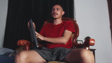 Kev online show from February 2025 08:14:02 PM