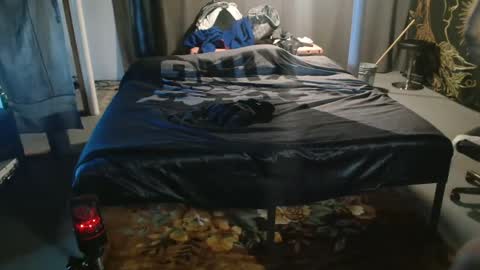 xxxjrstrokesxxx online show from September 2025 05:35:01 PM