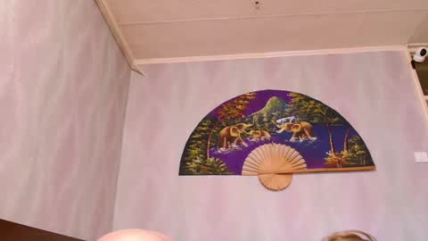 isa and gonzo online show from March 2025 08:41:01 AM