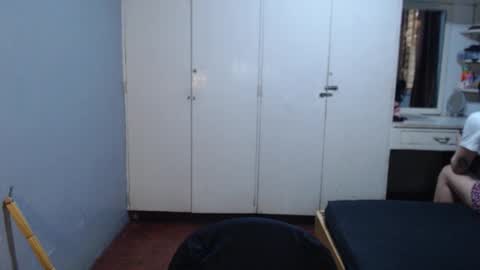 Snapshot of xxxsexydollxxx chatting on November 2025 05:17:01 AM Melissa online show from November 2025 05:17:01 AM