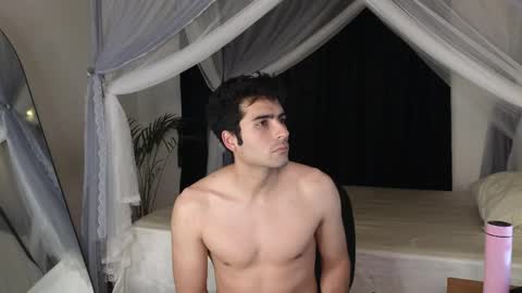 Snapshot of xxxvandersexxx chatting on February 2026 07:18:01 AM July and Fer online show from February 2026 07:18:01 AM