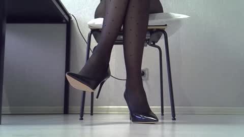 Snapshot of yahi_ko chatting on February 2026 06:13:01 AM Dina online show from February 2026 06:13:01 AM