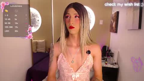 Snapshot of yakitai chatting on June 2026 07:02:01 AM Yaki online show from June 2026 07:02:01 AM
