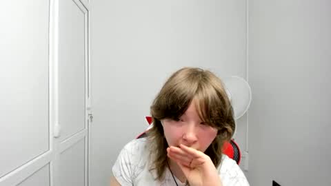 Snapshot of yamihoshii chatting on July 2026 06:47:02 AM Sofia online show from July 2026 06:47:02 AM