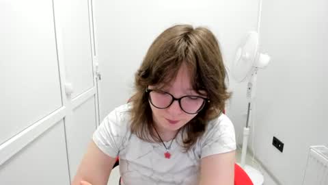 Snapshot of yamihoshii chatting on July 2026 07:00:02 AM Sofia online show from July 2026 07:00:02 AM