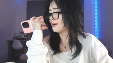 Yami online show from September 2025 09:53:01 PM