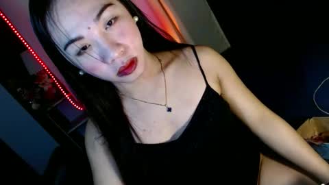 Snapshot of yan2xcumsalotxx chatting on January 2025 12:49:02 AM REYAN online show from January 2025 12:49:02 AM