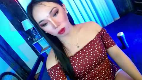 Snapshot of yan2xcumsalotxx chatting on February 2025 03:05:02 PM REYAN online show from February 2025 03:05:02 PM