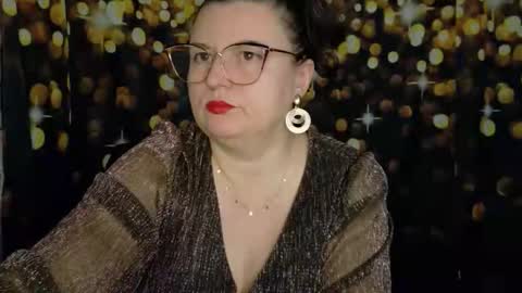 Anika online show from November 2025 10:43:02 AM