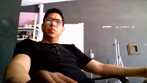 yankoloco92 online show from June 2026 07:25:02 PM