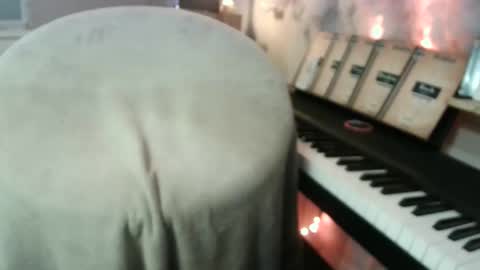 yannsolo8106 online show from December 2025 09:16:01 AM