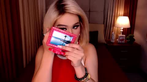 Allisonn online show from February 2025 02:46:02 PM