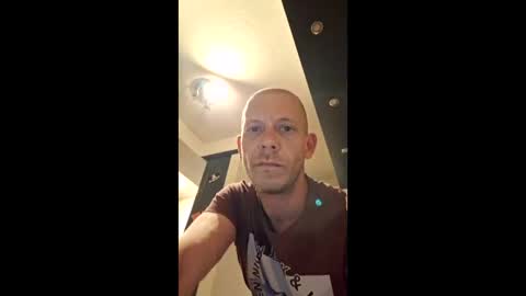 yareck007 online show from April 2026 10:04:02 PM