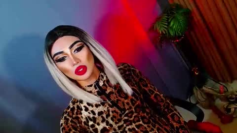 miss yasii online show from February 2025 05:28:01 PM