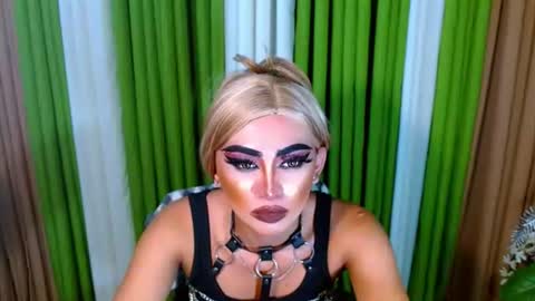 miss yasii online show from September 2025 07:02:02 PM