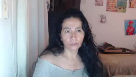 Snapshot of yasmin_love85 chatting on October 2025 05:28:01 PM yasmin_love85 online show from October 2025 05:28:01 PM