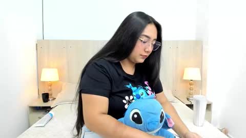 Yasmin Ortiz online show from March 2026 03:24:01 AM