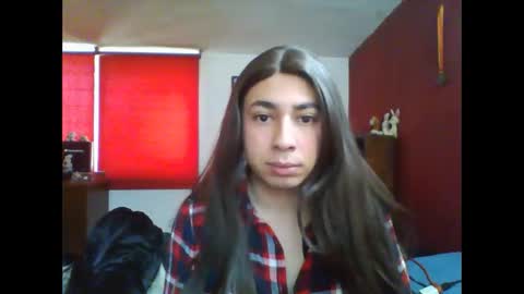 Yasmin Paez online show from October 2025 05:12:02 PM