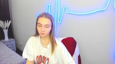 Snapshot of yasminasage chatting on March 2025 02:59:01 PM Yasmina online show from March 2025 02:59:01 PM