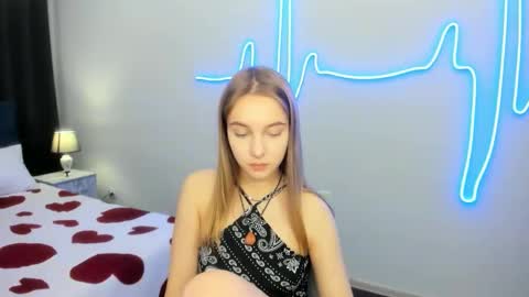 Snapshot of yasminasage chatting on October 2025 02:28:01 PM Yasmina online show from October 2025 02:28:01 PM