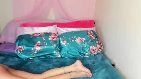 Yasmina online show from January 2025 03:44:02 AM