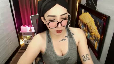 yassiered online show from February 2026 02:04:01 AM