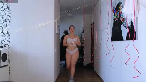 Yasyaa  online show from February 2025 11:20:01 AM