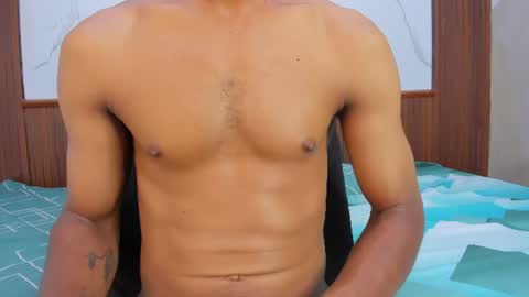 Snapshot of yayi_and_derek chatting on July 2026 11:16:02 AM yayi_and_derek online show from July 2026 11:16:02 AM